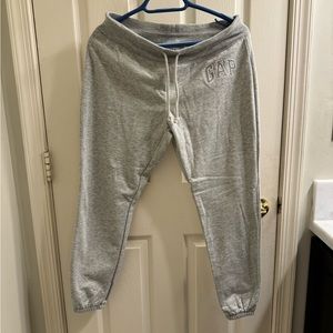 GAP Joggers